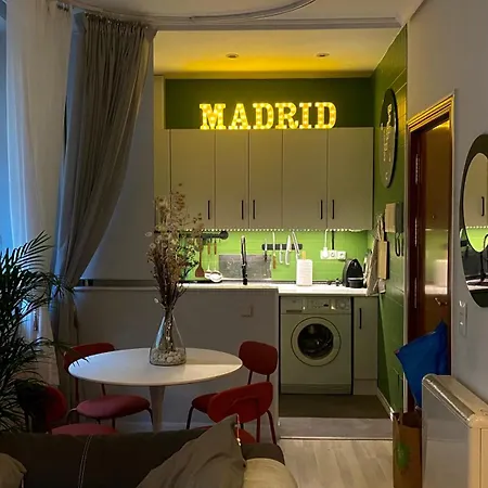 DISFRUTA del Barrio de las Letras Tu segundo hogar en Madrid-3